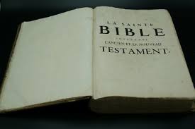 y.1714 CATHOLIC BIBLE CHURCH OLD NEW TESTAMENT FRENCH BOOK ...