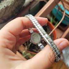 Vintage Timex Silver Dainty Womans Womens Classic Stretch Watch