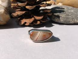 7-52 White Red Clear Quartz Banded Lake Superior Agate Ring ...
