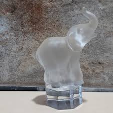 Vintage Goebel Frosted Crystal Elephant Paperweight On ...
