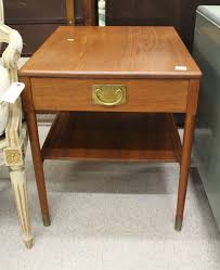 Lot - CHINESE SIDE TABLE