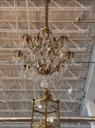Small Traditional French Crystal Chandelier – Le Chateau