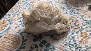 Need help identifying crystal geode? : r/Crystals