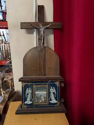 Very old wall decoration. Is made of wood and paper and you ...