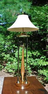 Vintage Mid Century Modern Brass and Walnut Lamp Gerald ...