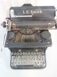 LC Smith Corona 11 Antique Manual Typewriter LC Smith 11 – Shop Cool Vintage Decor