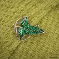 Lorien Leaf Brooch | Lord of the Rings | Cinereplicas ...