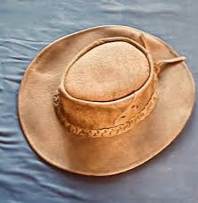 KAKADU Traders. Australia Brown Leather Hat. Crocodile ...