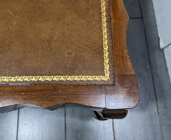 Vintage Townsend Grand Rapids French Provincial Leather Top ...