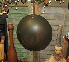 Antique Vtg 1940 Rustic 11" Wooden Destressed Colonial Folk Hanging Dough Bowl | eBay