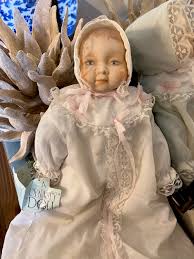 Vintage Dynasty Doll, Porcelain Bye Lo Doll in Christening ...