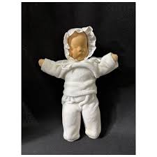 8 1/2" Wooden Head Artist Doll. For Sale at Ruby Lane