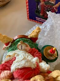 Santa's Magical Toyshop, Sweet Dreams Santa Collectible ...
