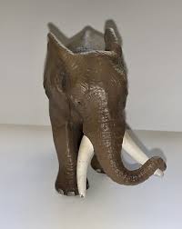 Schleich African Elephant Female Realistic Animal Figure 2004 5" long x 4" H | eBay