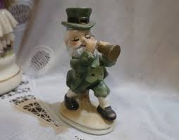 Cute Vintage Irish Man Dark Green Suit Top Hat Black Band ...