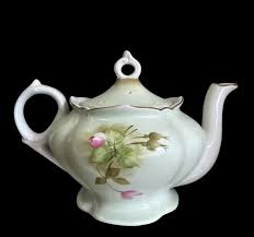 vintage lefton musical china green with big pink cabbage roses tea pot