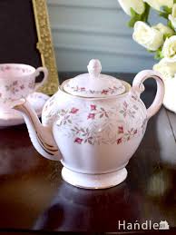 イギリスのスタッフォードシャー、トスカン（Tuscan）の ...