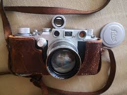 Hi everyone, this is my Leica IIIc (1940) with 5cm Summitar ...