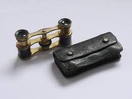 British made brass & leather covered mini binoculars/opera glasses, focusing, with makers leather case – MW Classic Cameras