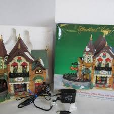 Heartland Valley Village Porcelain Lighted Toy Shop Building ...