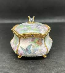 2001 Ardleigh Elliott "Flights of Fancy" music box designed ...