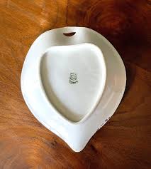 1920-29 Weimar Germany Porcelain Mint or Trinket Dish, Large Pink, White Roses, Maker Mark, Some Wear to Gold Trim, No Damage, Lovely Accent - Etsy