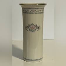 Lenox | Accents | Vintage Usa Lenox Charleston Vase Ivory ...