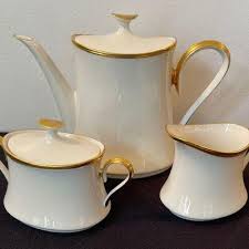71 LENOX Eternal - Coffee pot w/ Cream & Sugar | EstateSales.org