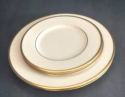 Lenox Mansfield 2 Salad Plates and 2 Bread and Butter Plates ...