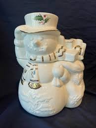 Vintage Home for the Holidays Holly w/ Gold Trim Ivory ...