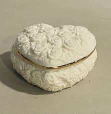 Lenox Porcelain Heart Shaped Rose Trinket Box with Lid Gold ...