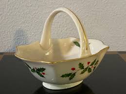 Vintage Lenox Holiday Basket: 24K Gold Trim, Holly Berry ...
