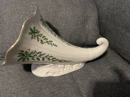 LENOX HOLIDAY CORNUCOPIA HOLLY & BERRY 24kt ...