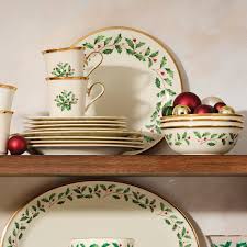 Holiday 12-Piece Plate & Bowl Set – Lenox Corporation