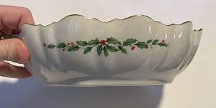 Lenox Bone China Divided Condiment Dish Gold Edge Christmas Holiday Pattern C1 | eBay