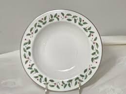 Lenox Christmas Holly Holiday White Bone China w Platinum ...