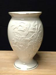 LENOX 8" TALL VASE WITH FLOWERS EXCELLENT PREOWNED CONDITION ...
