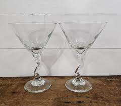 Libbey Clear Martini Glasses Z-Stem Zig Zag (Set of 2) 8 oz ...
