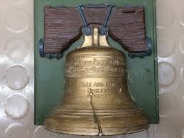 Vintage Liberty Bell Plaster Decor Art Bookend Pass & Stow Philadelphia | eBay