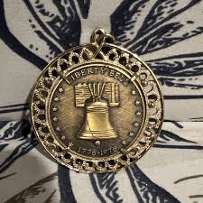 Bicentennial Pendant: 1776-1976 Coin Token in Decorative ...