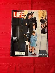 Vintage LIFE Magazine, December 6, 1963, JFK Funeral Cover ...