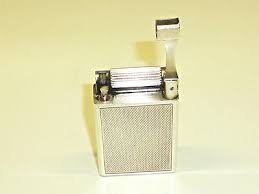 S.T. Dupont Drago Paris Lighter Essence Liftarm - Made in ...