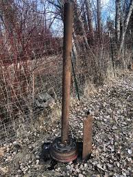 I recently bought a house and this was left here. : r ...