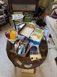 Mequon WHOLE HOUSE DIGGER/PICKER STYLE SALE!! (BRASS, ART, CLOTHES) - garage & moving sales - yard estate sale -...