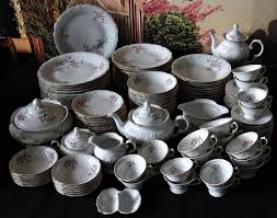 Sold at Auction: A Massive Wawel Polish Dinner Set for 12