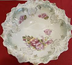 Johann Seltmann Vohenstrauss 10 3/4" Bowl Pink Roses JSV ...
