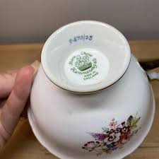 VTG Hammersley Queen Anne Wide Mouth Black & Gold Bouquet ...