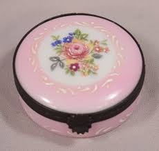 Detail - BeverlyHillsAntiques.com