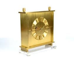 Reloj de mesa de latón 60s 70s reloj único de mediados de ...