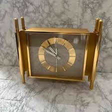 ユニバース型 MODERN QUARTZ 置時計 ゴールド インテリア雑貨の ...